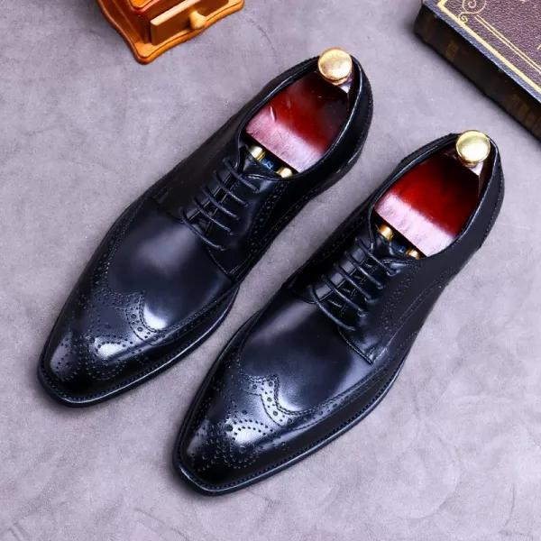 The latest Oxford leather shoes are popular in 2021