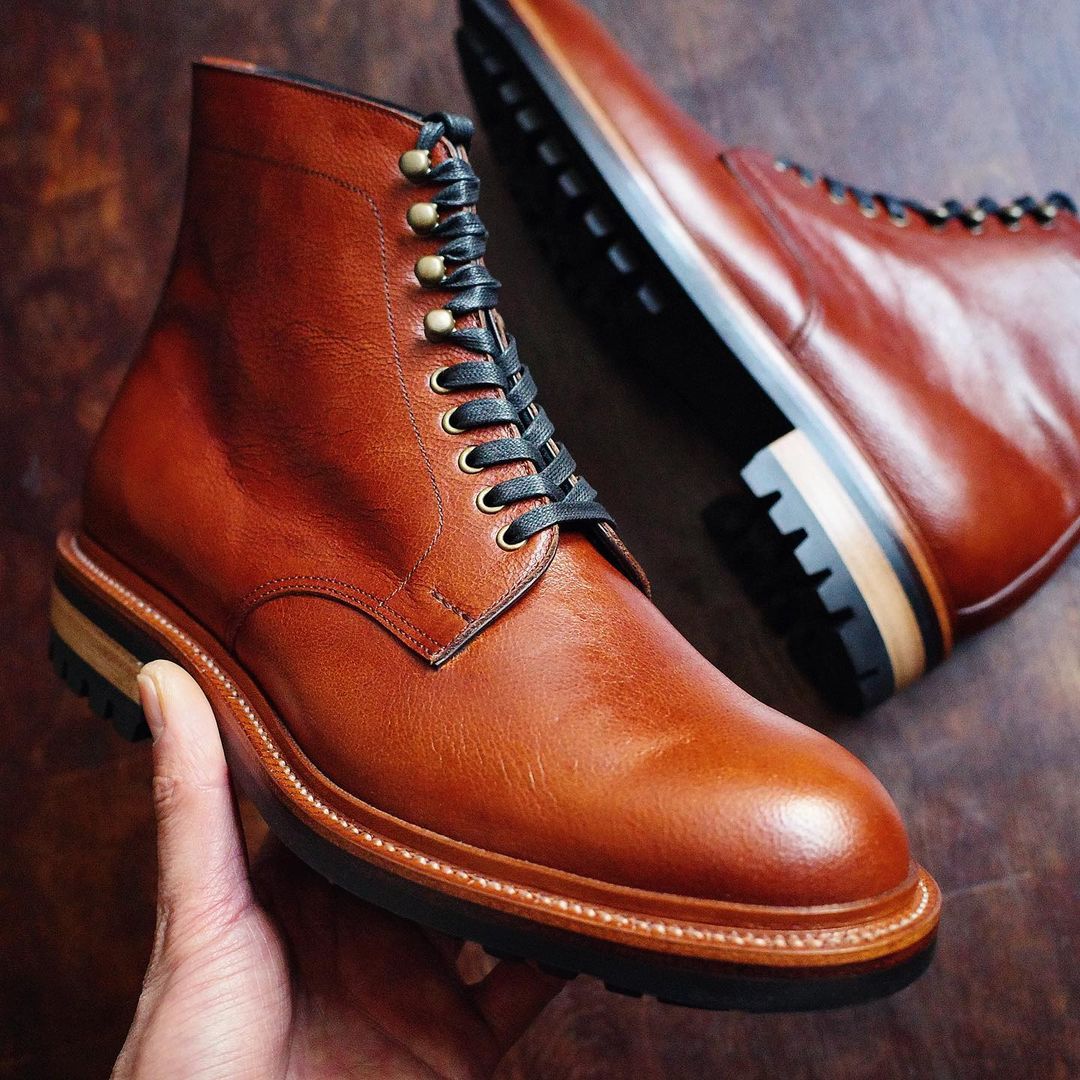 Brown-yellow men's classic high-end trend leather boots