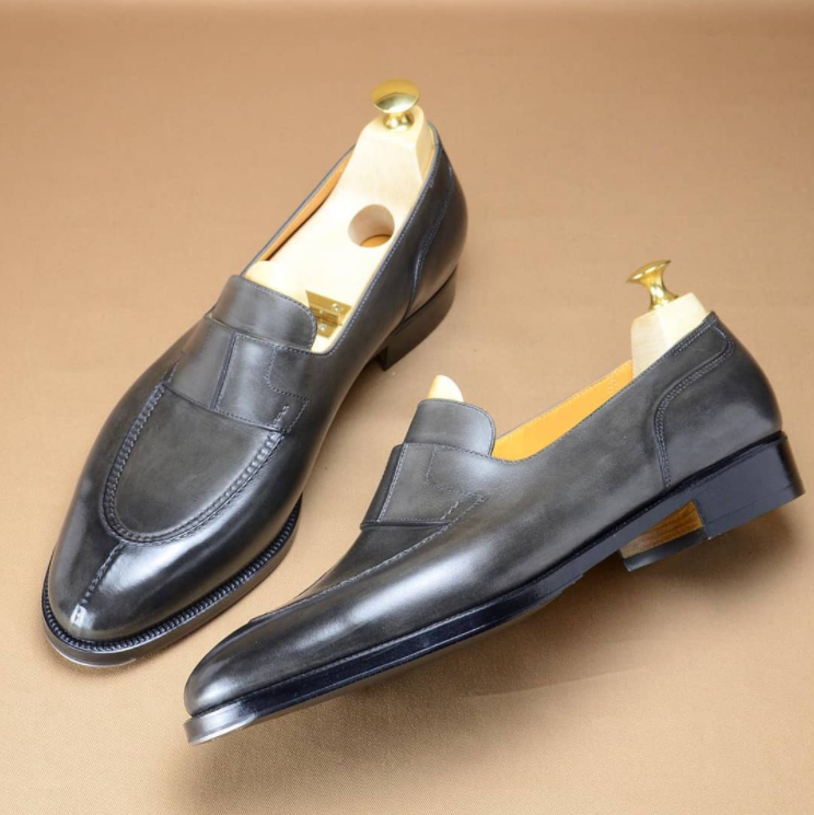 New men's gray-black loafers