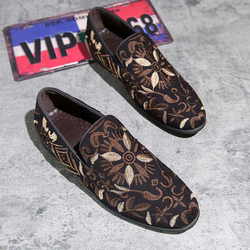 Embroidered men's casual high-end loafers