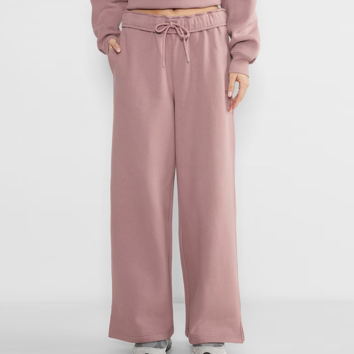 Cozy Fleece Mega Baggy Fold-Over Sweatpant 1024112025