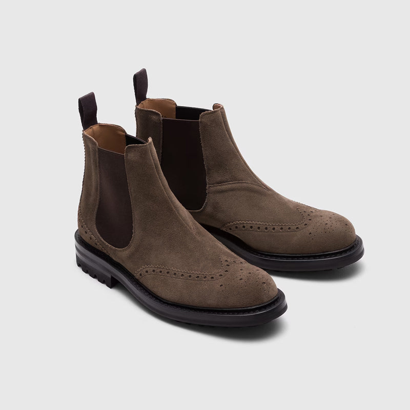 Fashionable and versatile casual suede Chelsea boots