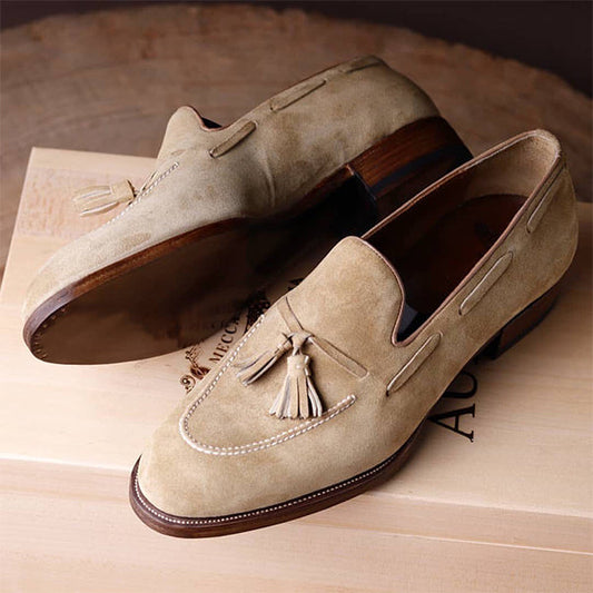 Beige tassel oxford loafers