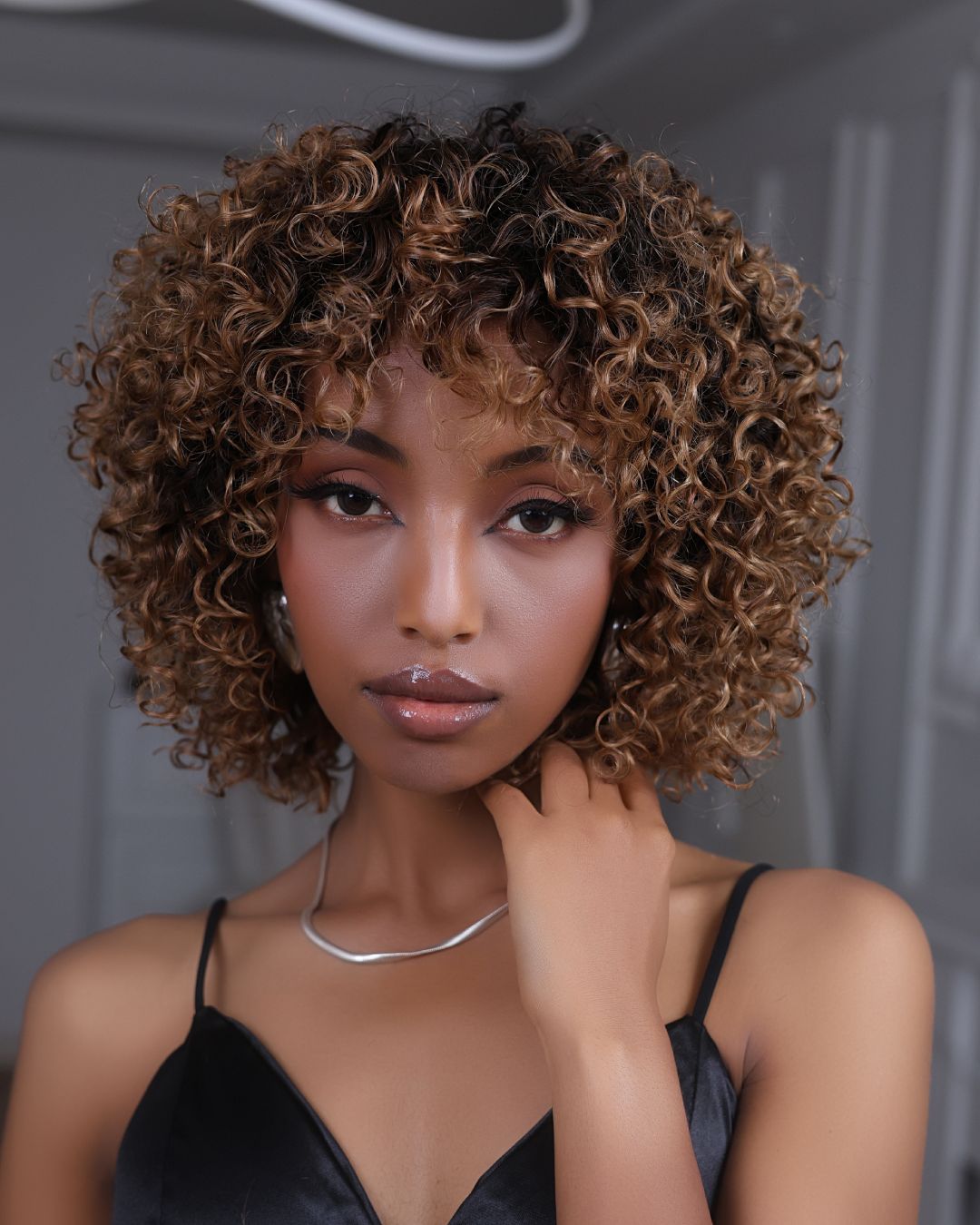 Black Roots Stylish Golden Curly Wig