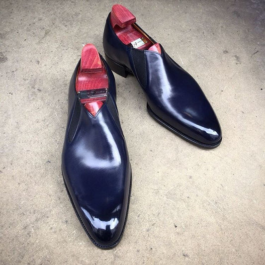 Dark blue gentleman style classic slip-on boots