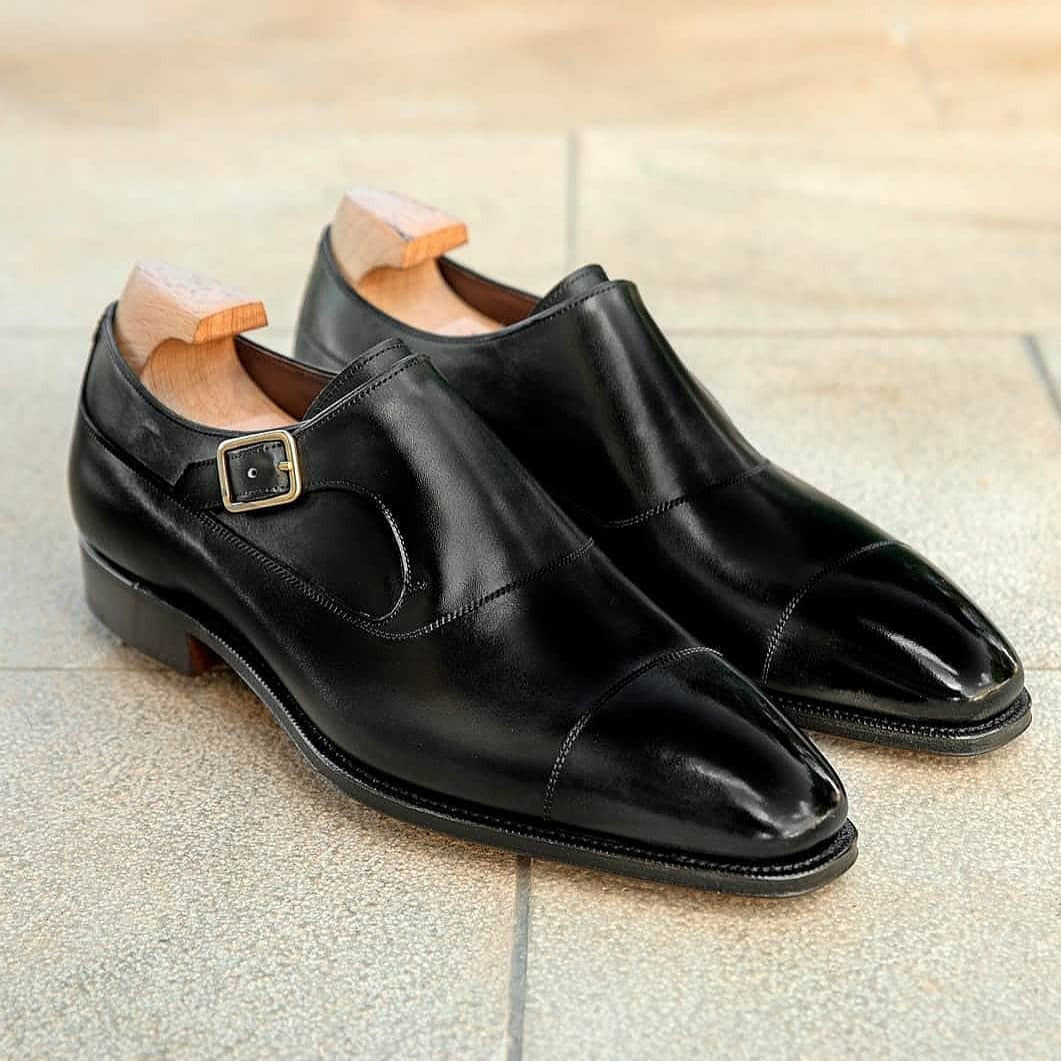 Master design black classic leather shoes for formal men's monk shoes