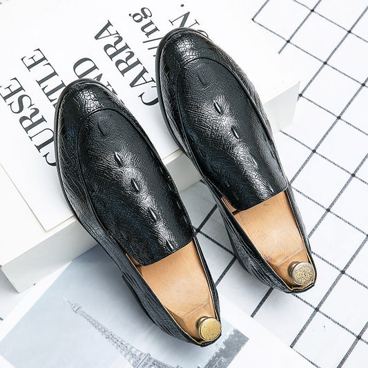 Embossed slip-on slip-on shoes